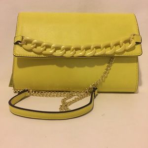 NWT GIANNI BINI NEON YELLOW PURSE ACRYLIC CHAIN